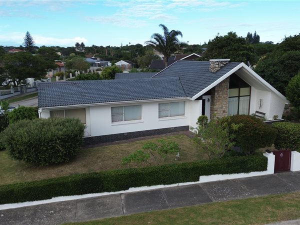 3 Bedroom House 3 Bedroom House