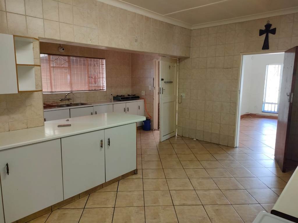 3 Bed House in Boksburg North photo number 8