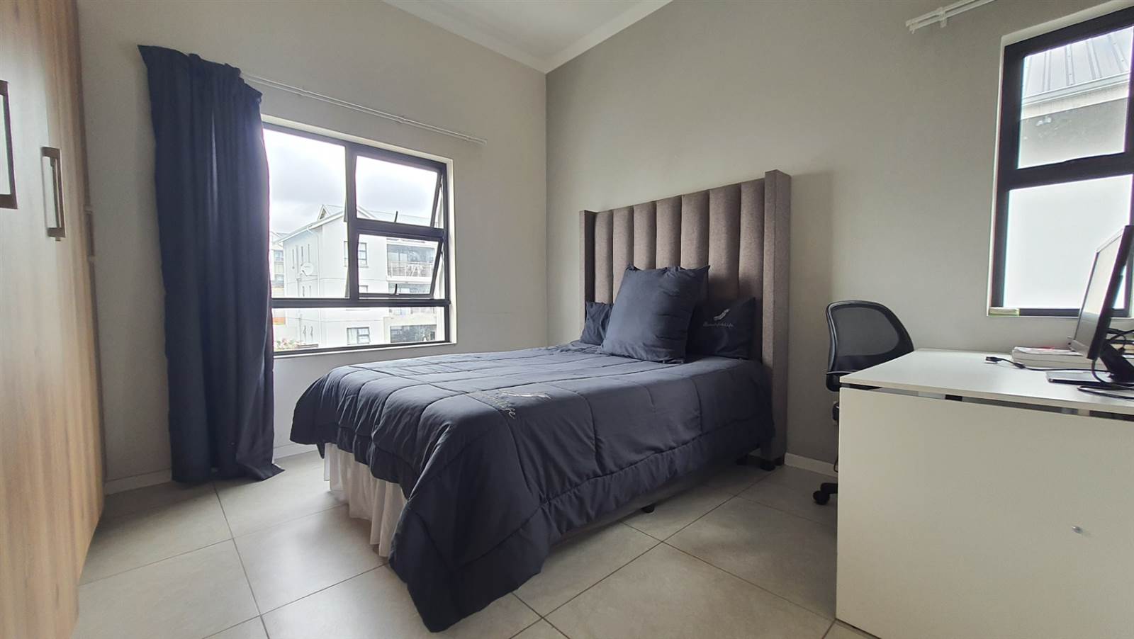 1 Bed Apartment in Modderfontein photo number 10