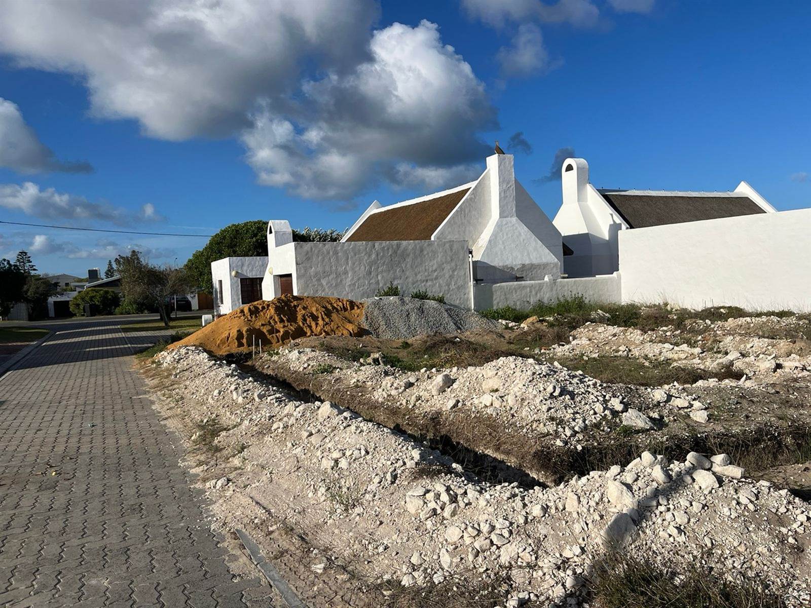 2 Bed House in Struisbaai photo number 4