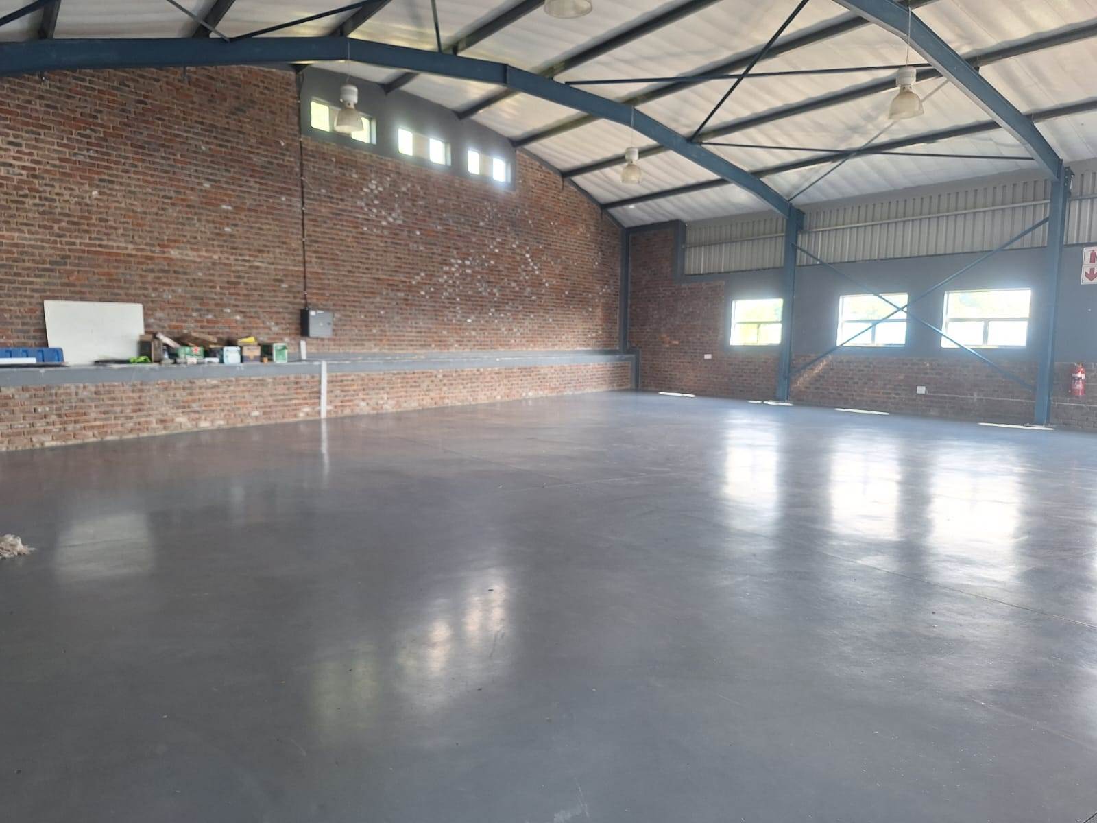 300  m² Industrial space in Nelspruit Central photo number 4