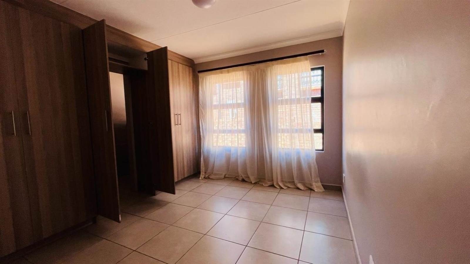 3 Bed House in Witbank Central photo number 20