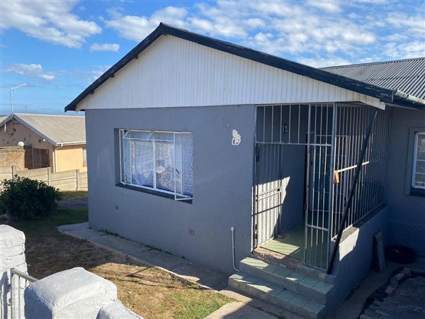 3 Bedroom House 3 Bedroom House
