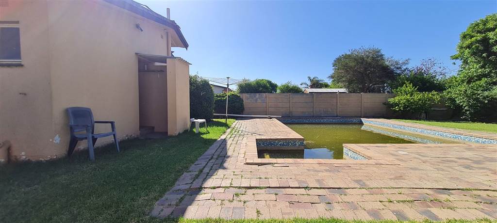 3 Bed House in Kraaifontein Central photo number 19