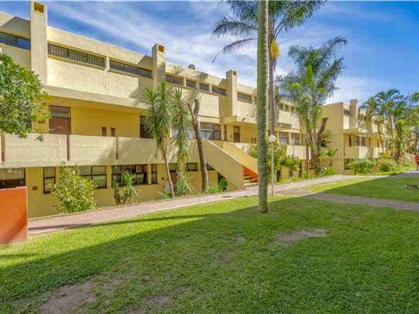 2 Bed Apartment in Paradise Valley
