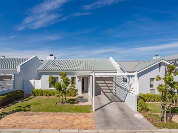 2 Bedroom House 2 Bedroom House