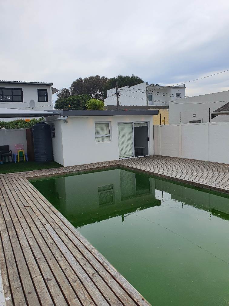 6 Bed House in Rondebosch East photo number 20