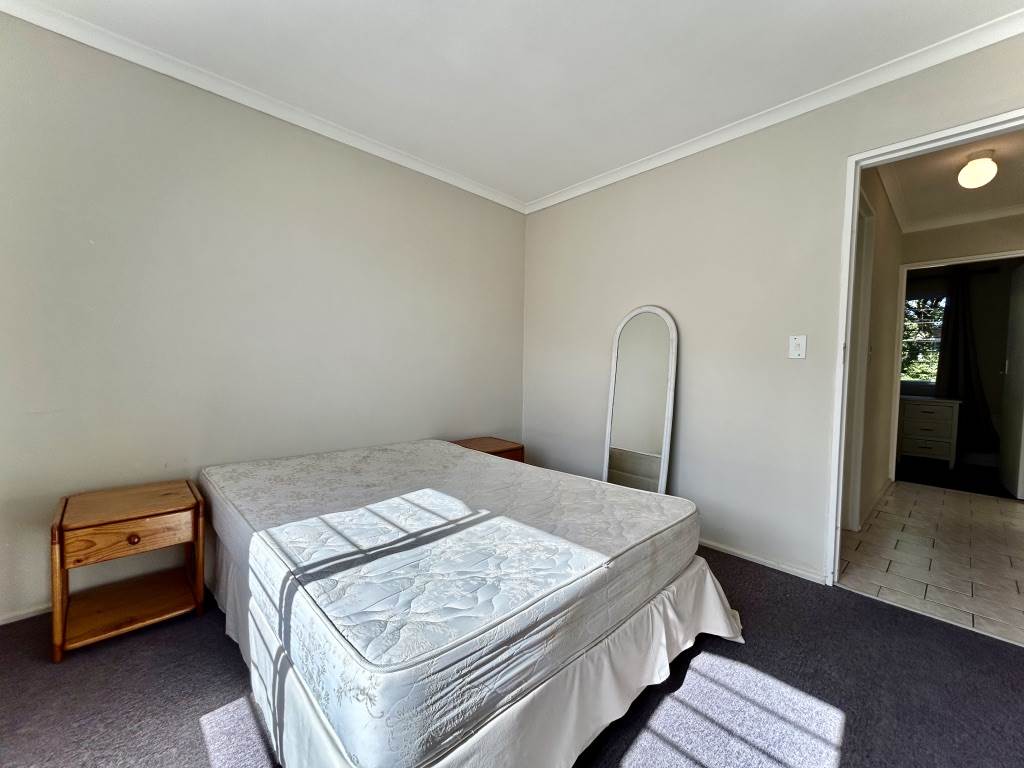 3 Bed Apartment in Rondebosch photo number 19