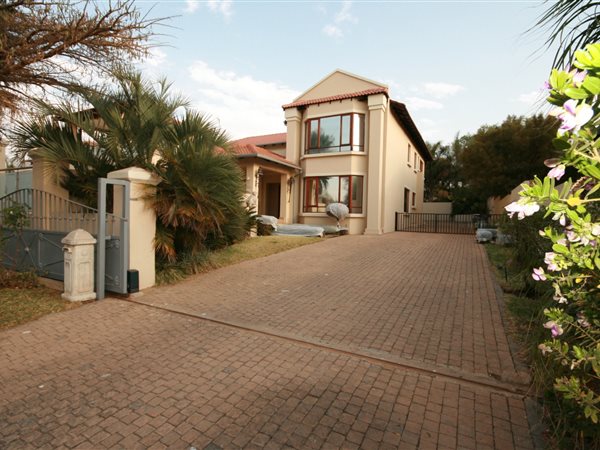 3 Bed House in Woodhill