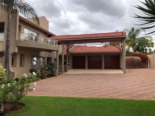 6 Bed House in Polokwane Central