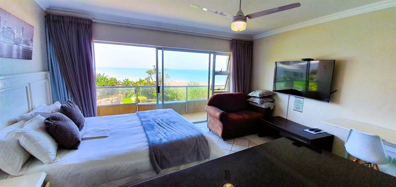 1 Bed Apartment in Ballito photo number 2