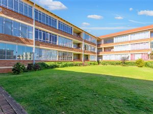 2 Bed Apartment in Florida Park