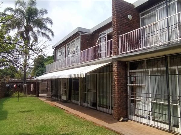 15 Bed Townhouse in Hatfield