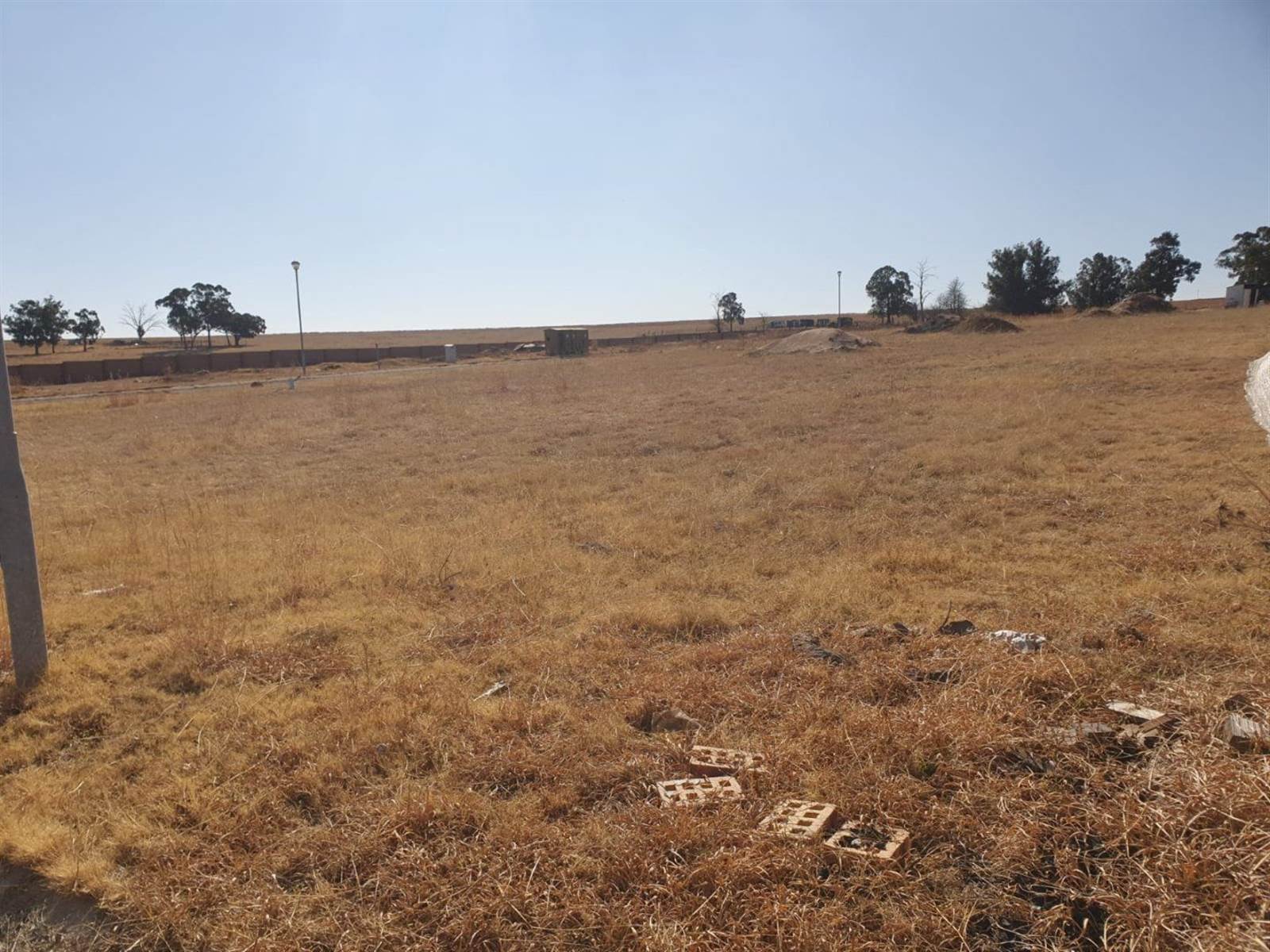 847 m² Land available in Secunda photo number 2