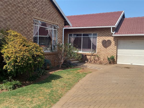 4 Bed House in Wilro Park