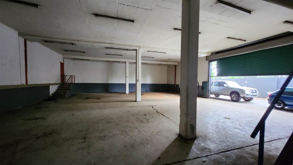290  m² Industrial space in Annlin photo number 11
