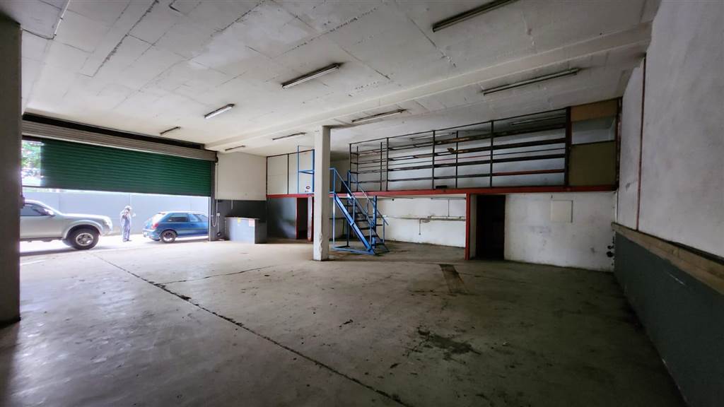 290  m² Industrial space in Annlin photo number 17