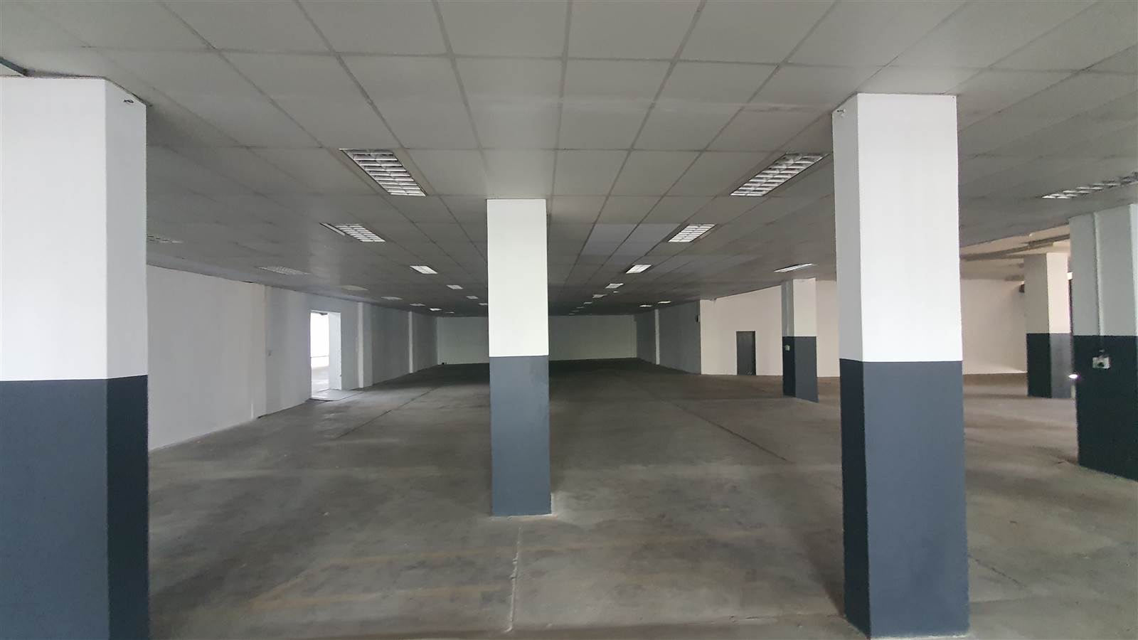 5800  m² Industrial space in Benrose photo number 8