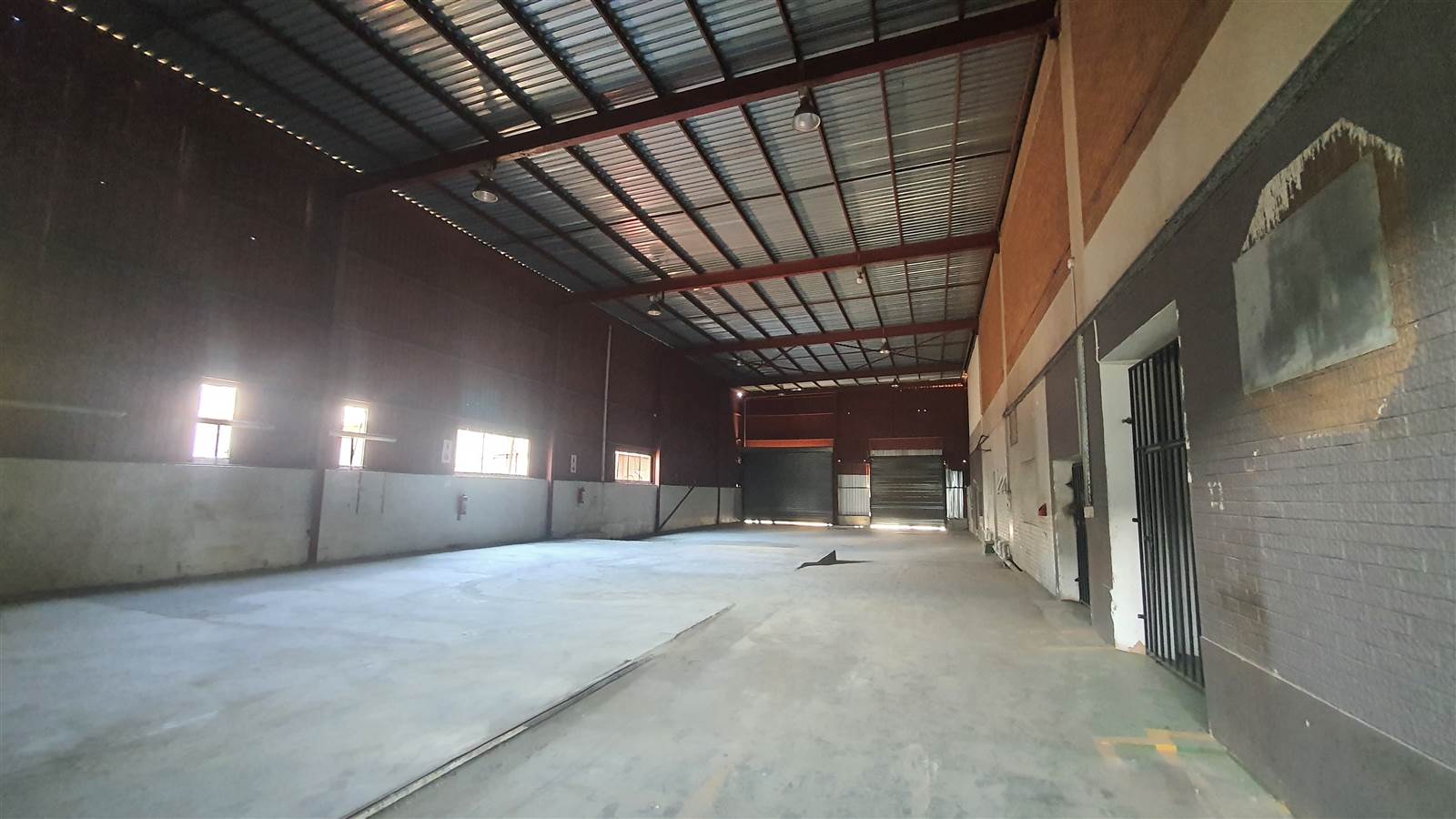 5800  m² Industrial space in Benrose photo number 10