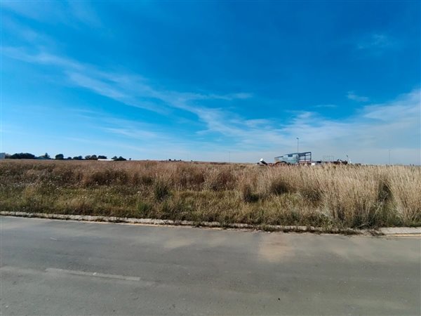 1686 m² Land available in Secunda