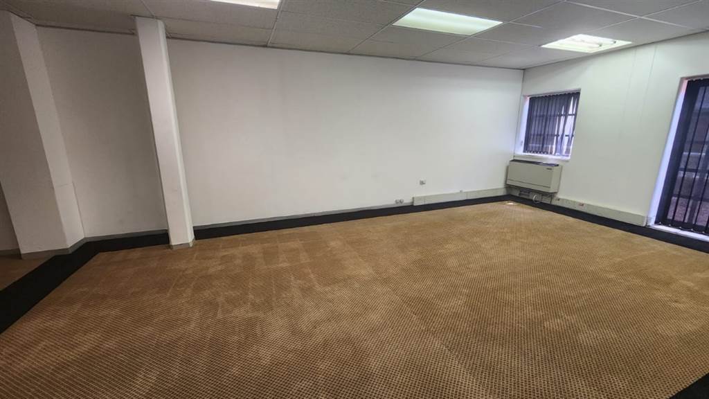 228  m² Commercial space in Hillcrest photo number 13