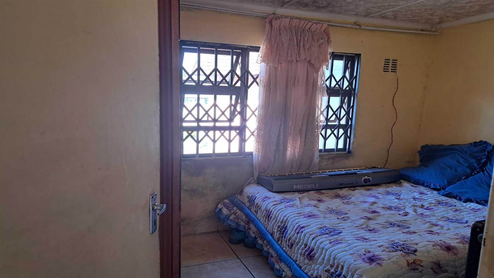 4 Bed House in Esikhawini photo number 9