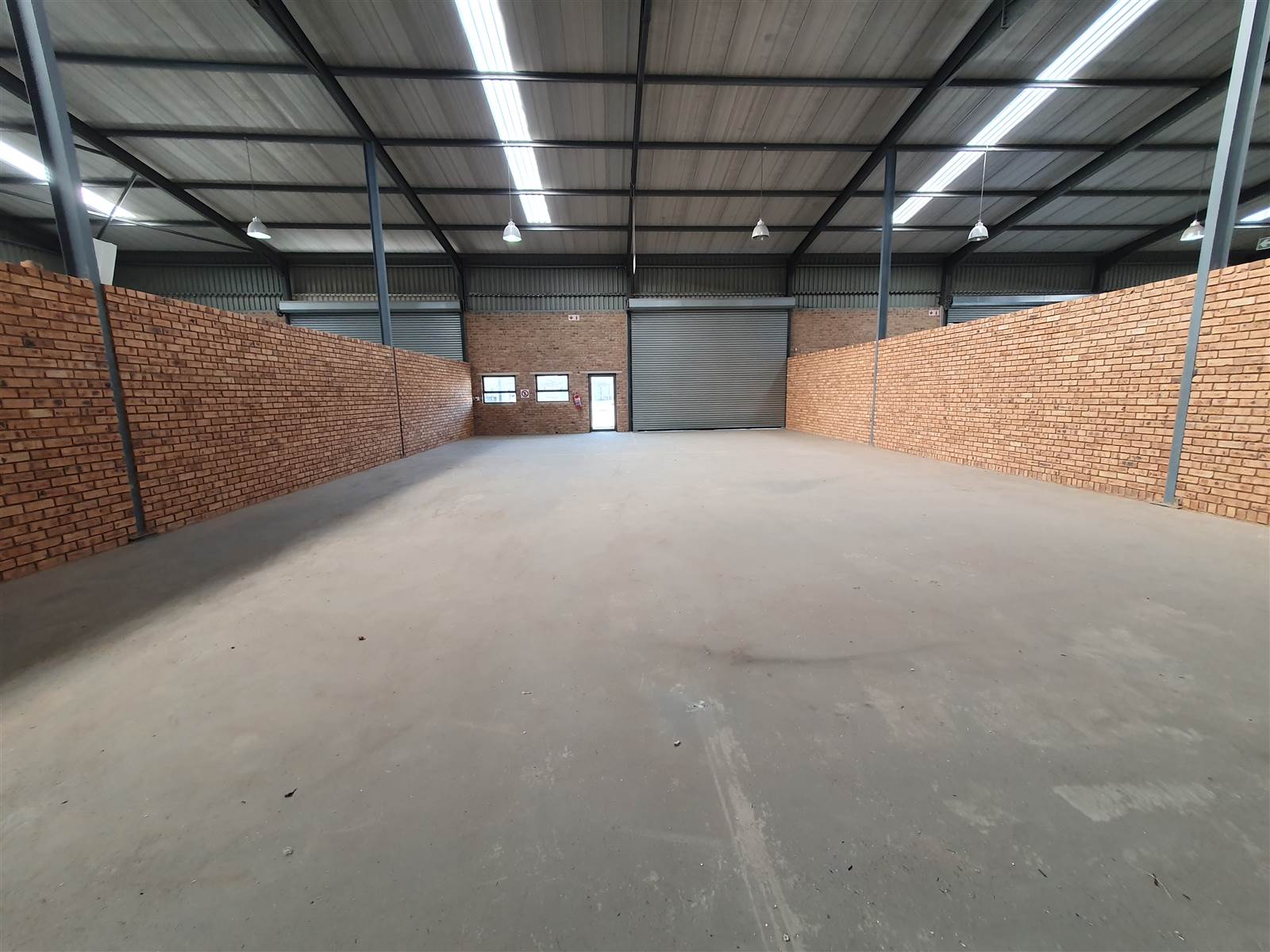 2500  m² Industrial space in Booysens photo number 5