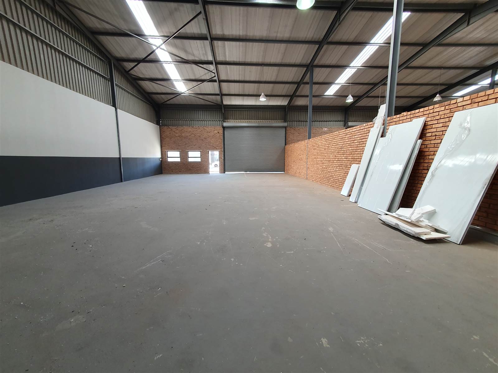 2500  m² Industrial space in Booysens photo number 19