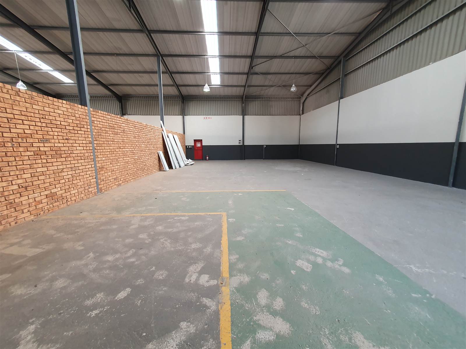2500  m² Industrial space in Booysens photo number 25