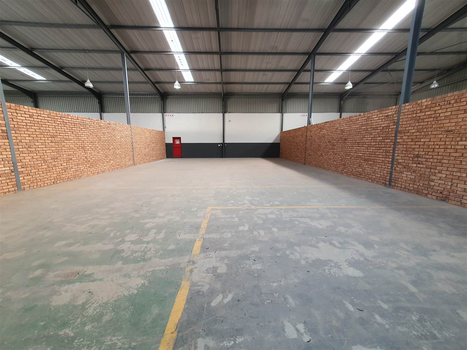 2500  m² Industrial space in Booysens photo number 3