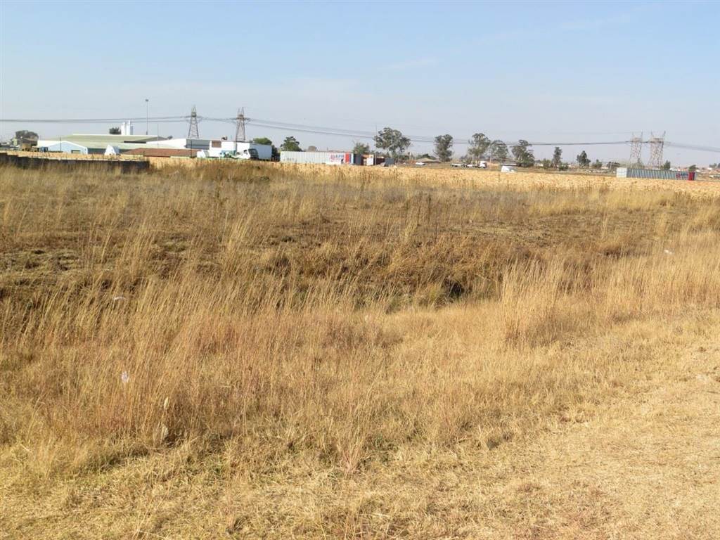 4042 m² Land available in Alrode photo number 3