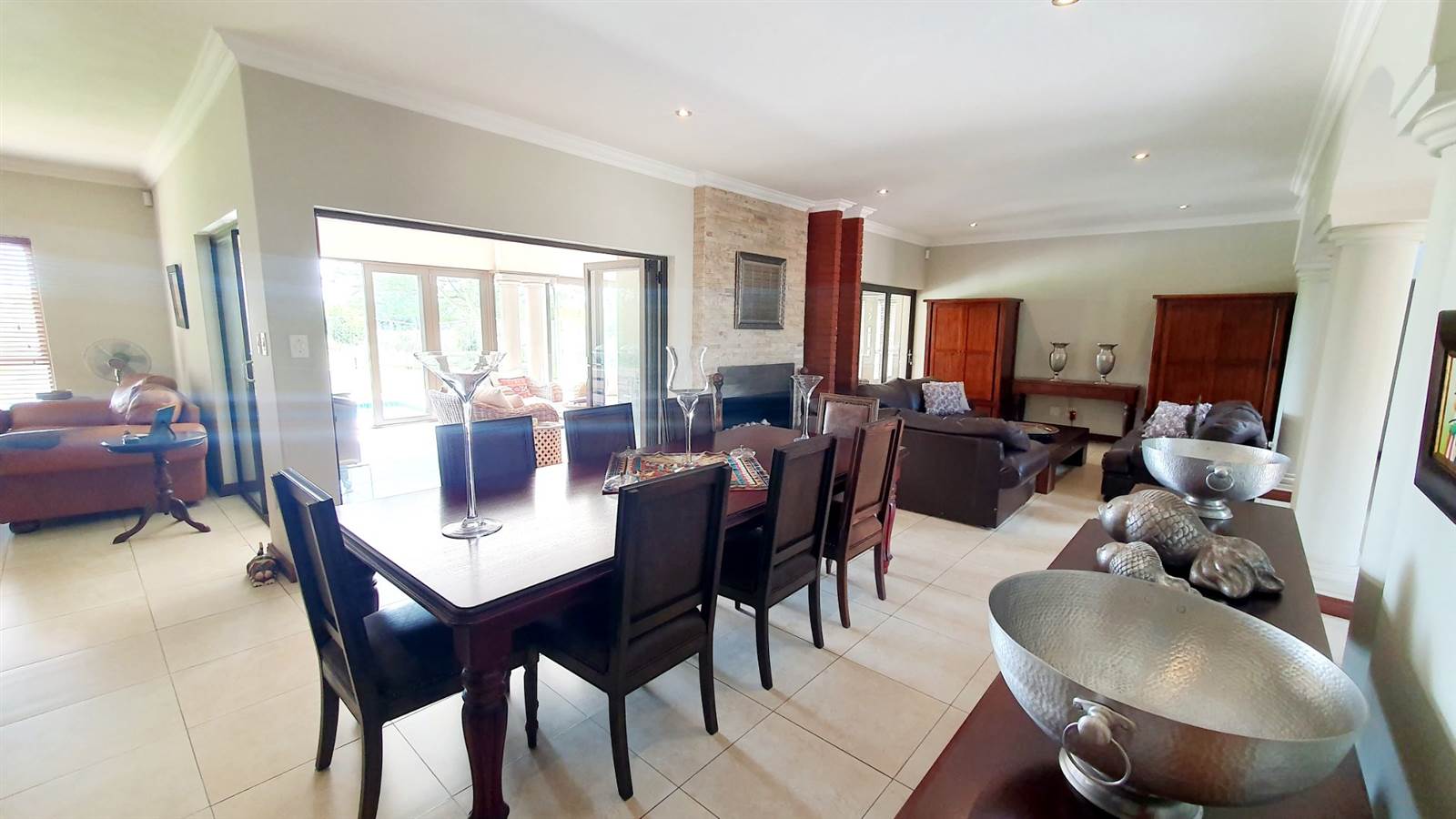 5 Bed House in Zambezi Country Estate photo number 6