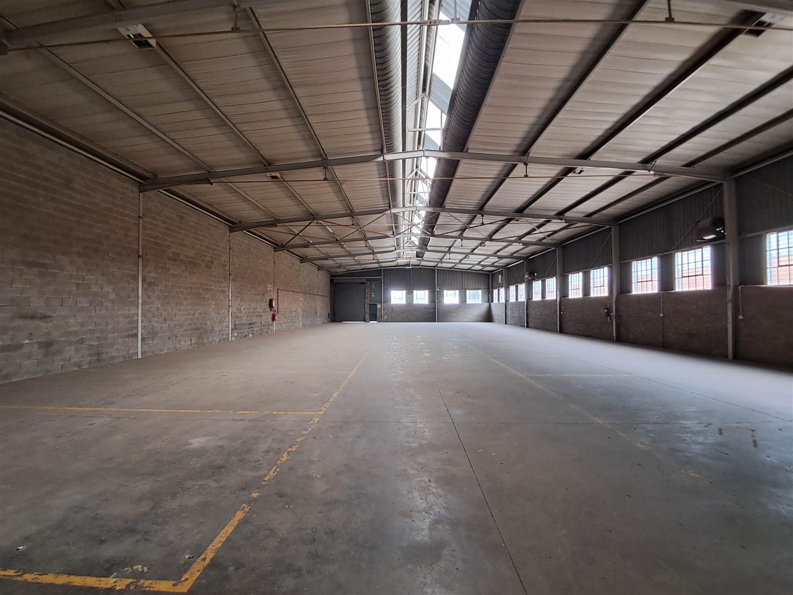 991  m² Industrial space in Kya Sands photo number 5
