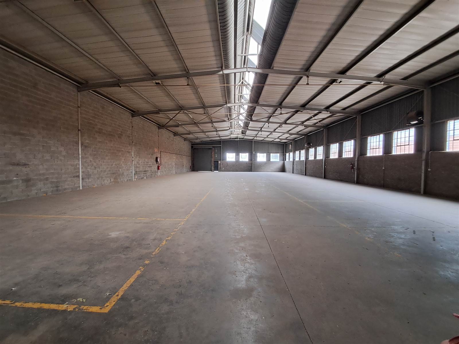 991  m² Industrial space in Kya Sands photo number 6