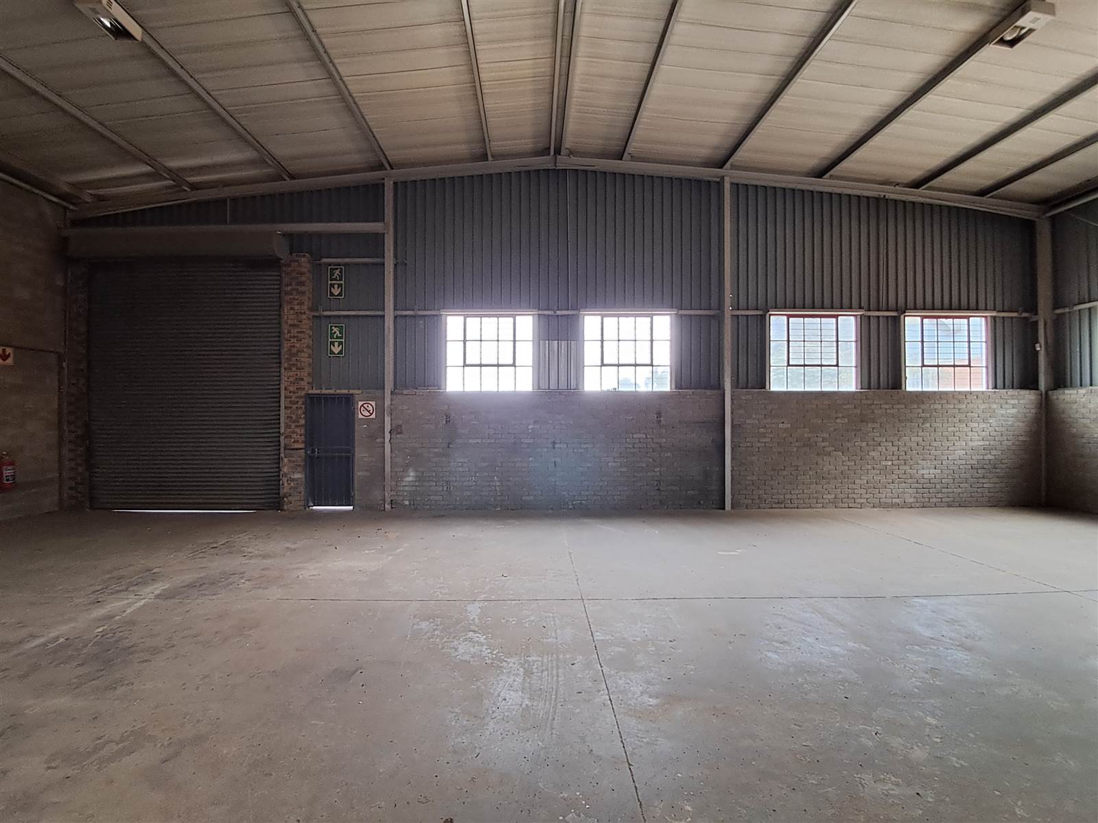 991  m² Industrial space in Kya Sands photo number 14