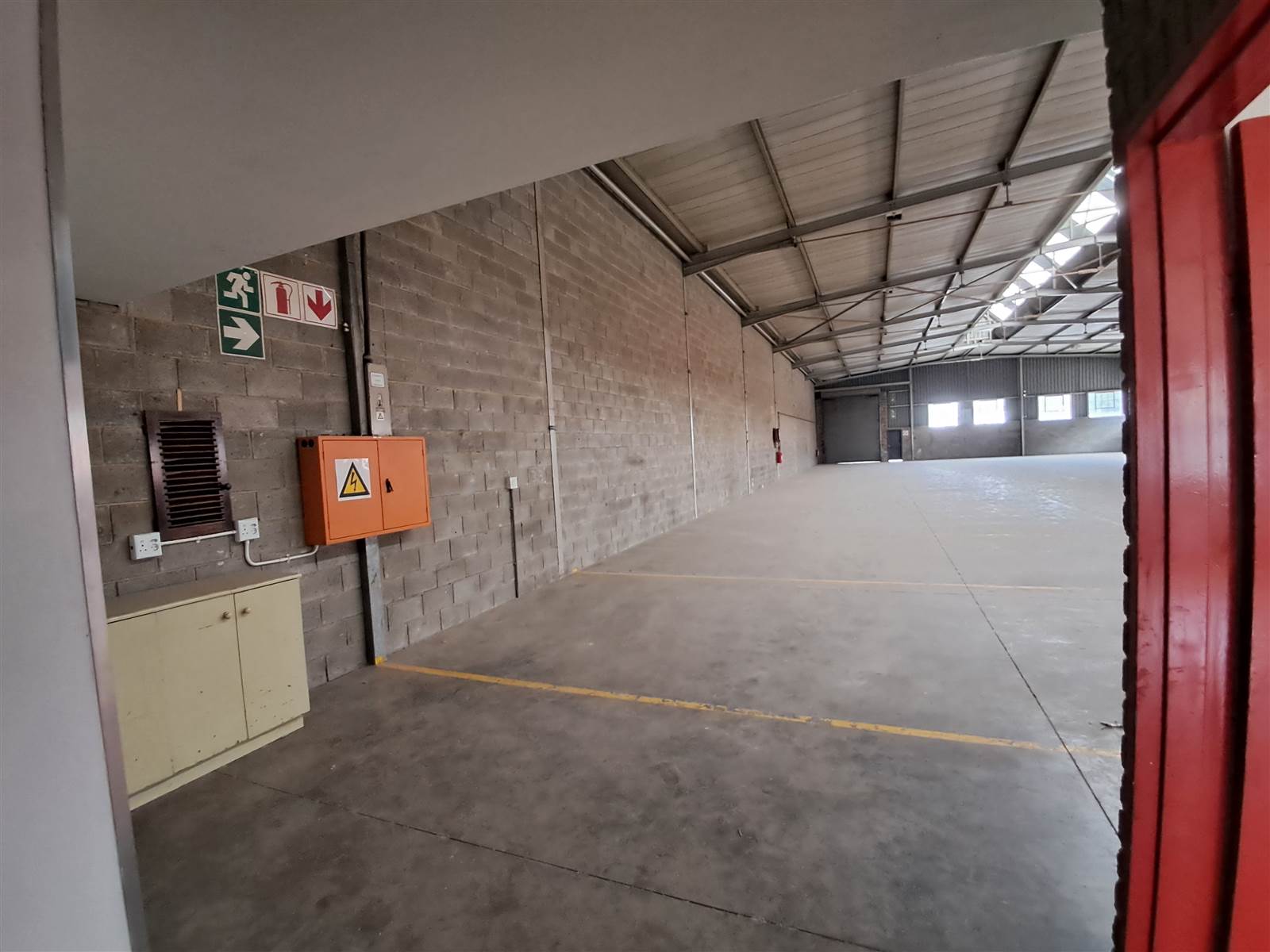 991  m² Industrial space in Kya Sands photo number 11