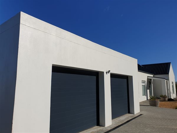 3 Bedroom House 3 Bedroom House