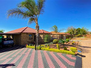 3 Bed House in Karen Park
