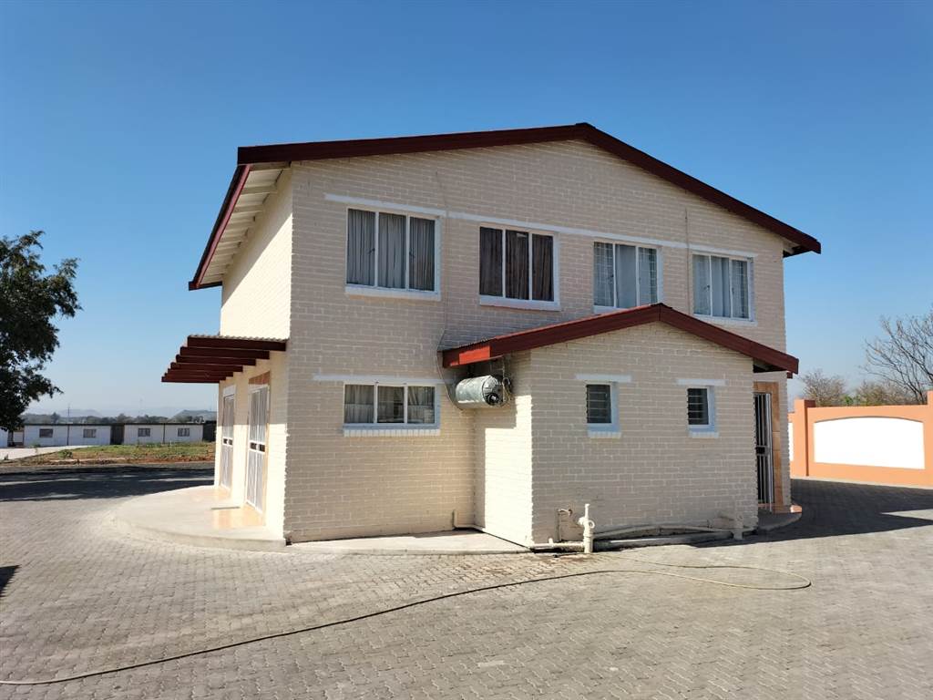 1 Bed Simplex in Waterval East photo number 1
