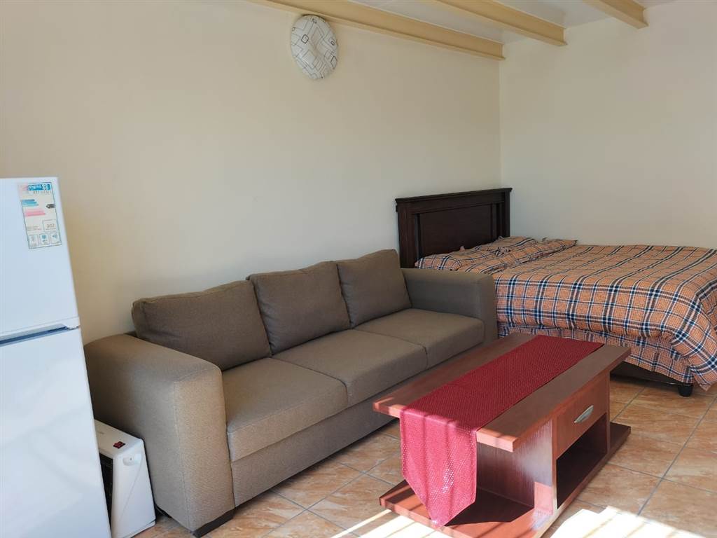 1 Bed Simplex in Waterval East photo number 8