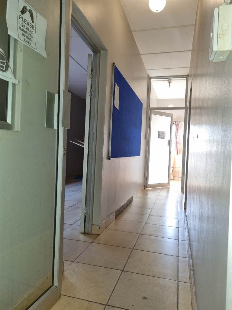 1293.2  m² Commercial space in Thabazimbi photo number 15
