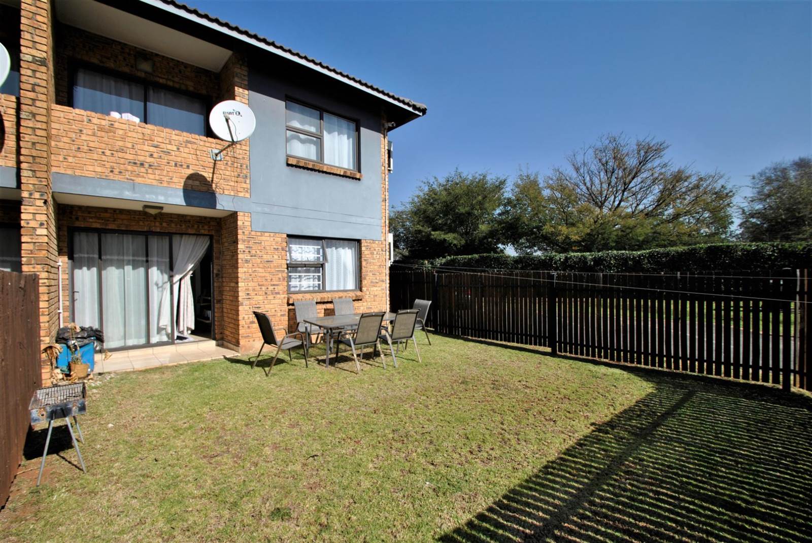2 Bed Apartment in Boksburg Central photo number 13