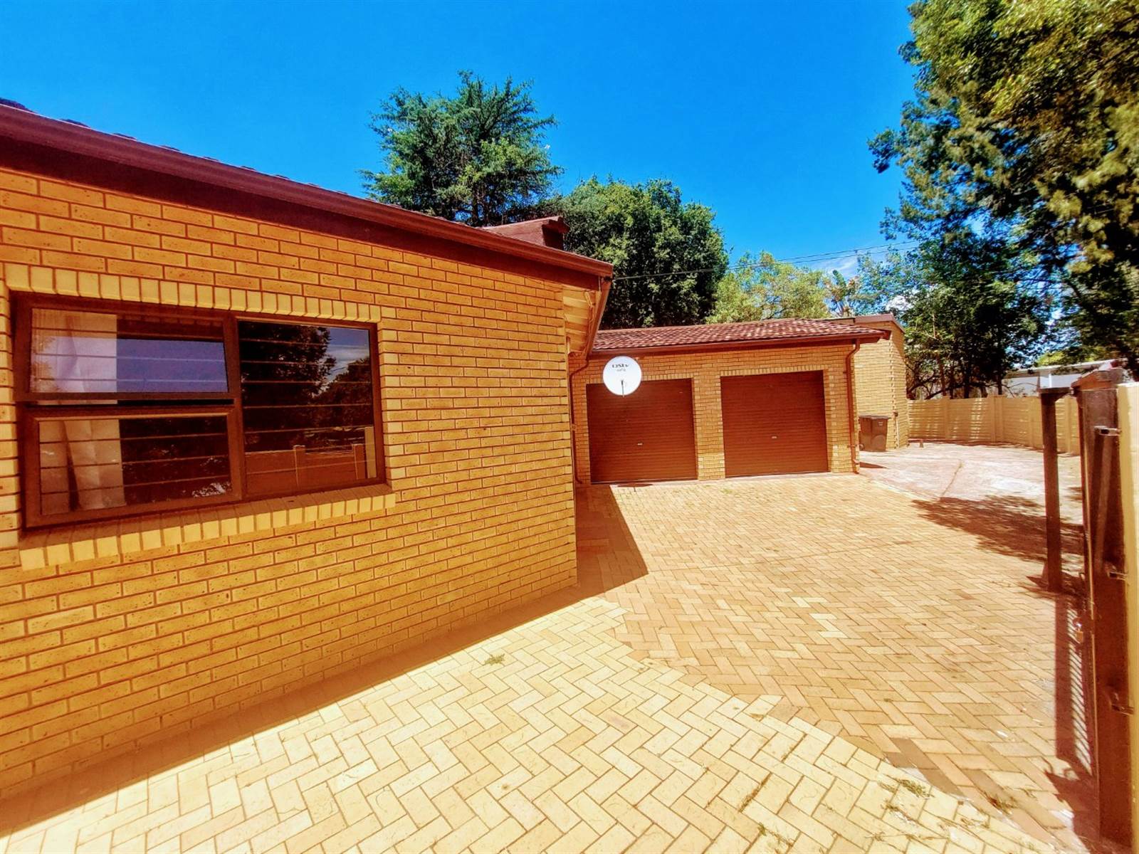 5 Bed House in Johannesburg North photo number 26