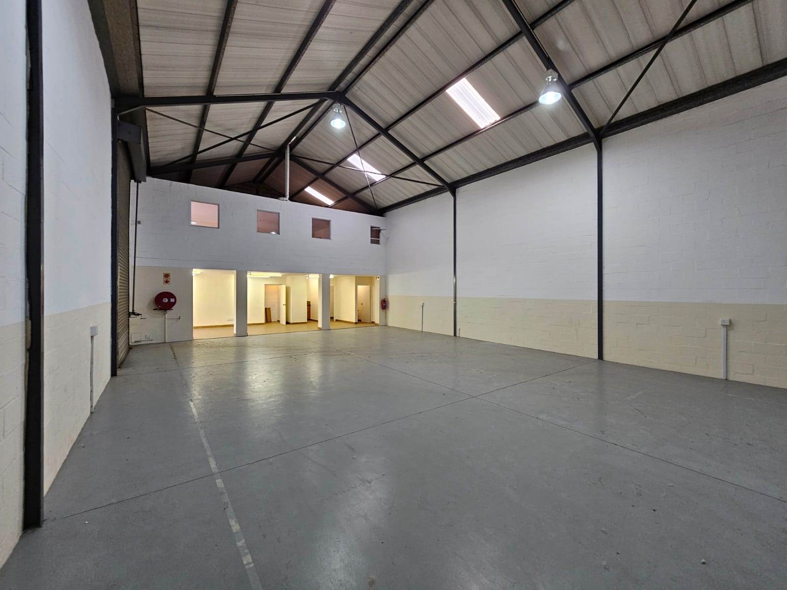 255  m² Industrial space in Somerset West Central photo number 6