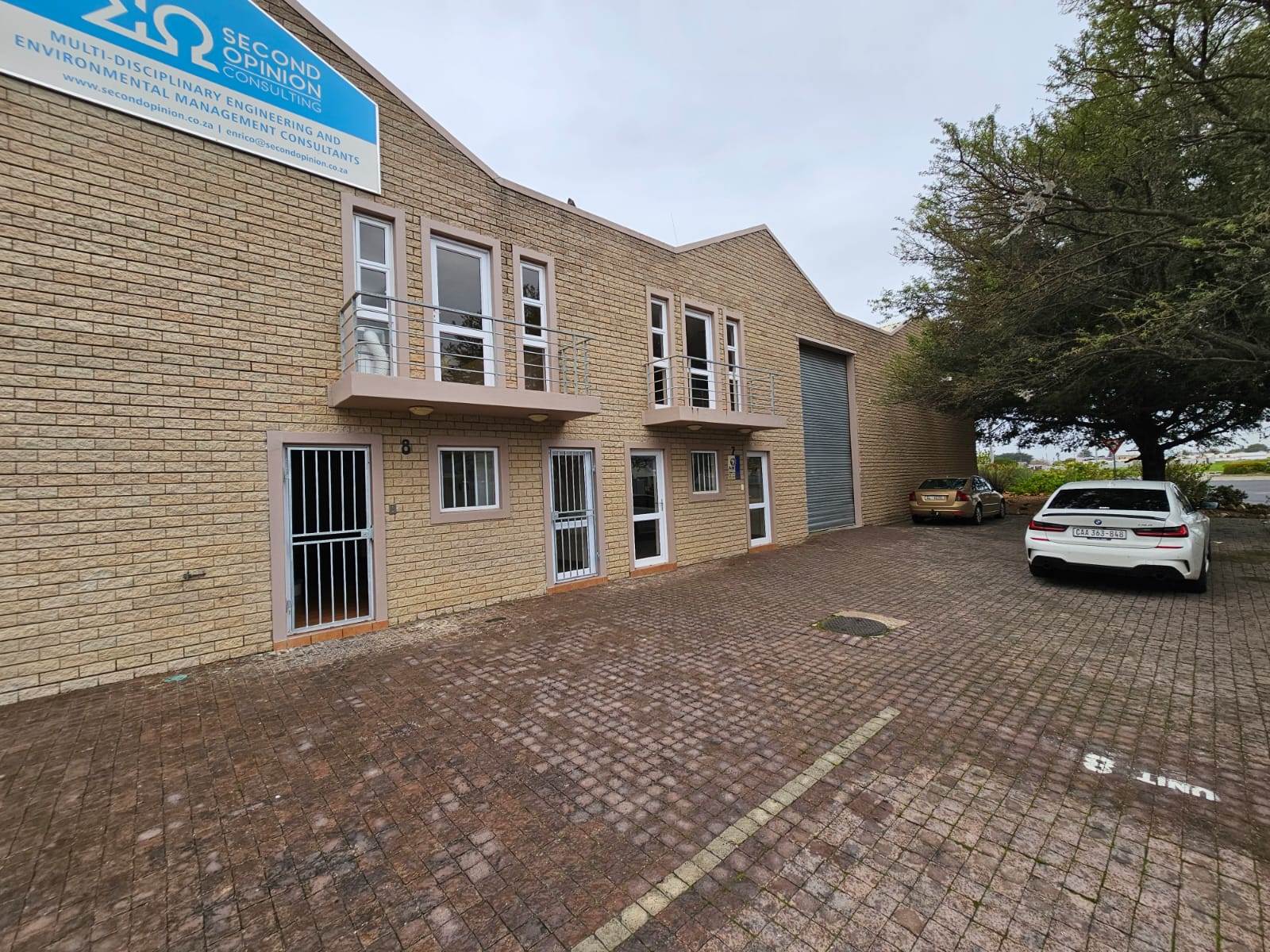 255  m² Industrial space in Somerset West Central photo number 1