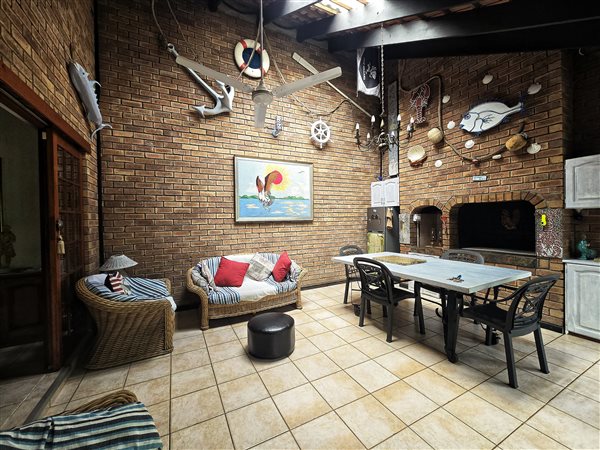 3 Bedroom House 3 Bedroom House