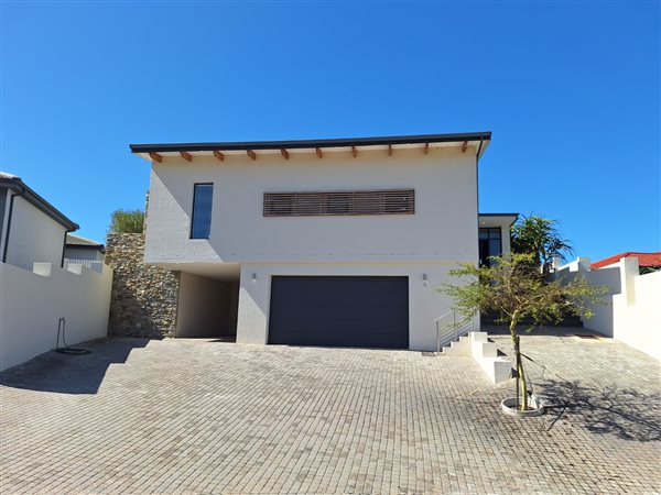 4 Bed House in Monte Christo