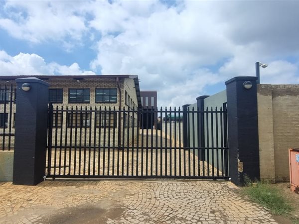1 875 m² Commercial space 1 875 m² Commercial space