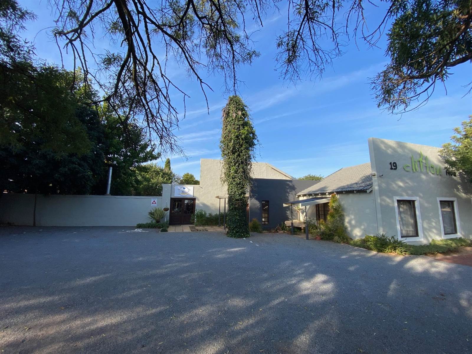 534  m² Commercial space in Lyttelton Manor photo number 2