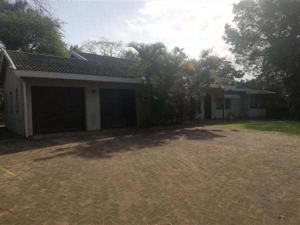 4 Bedroom House 4 Bedroom House